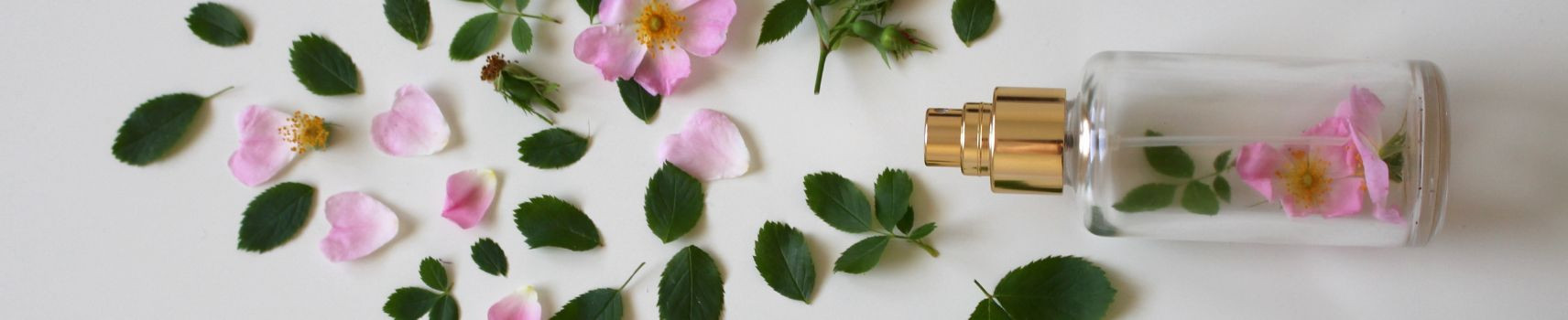 Des senteurs et fragrances uniques à découvrir chez nos parfumeurs